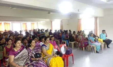 Smt. Sudhatai Mandke College (Commerce & Center for Distance Education) Pune Campus photo 9